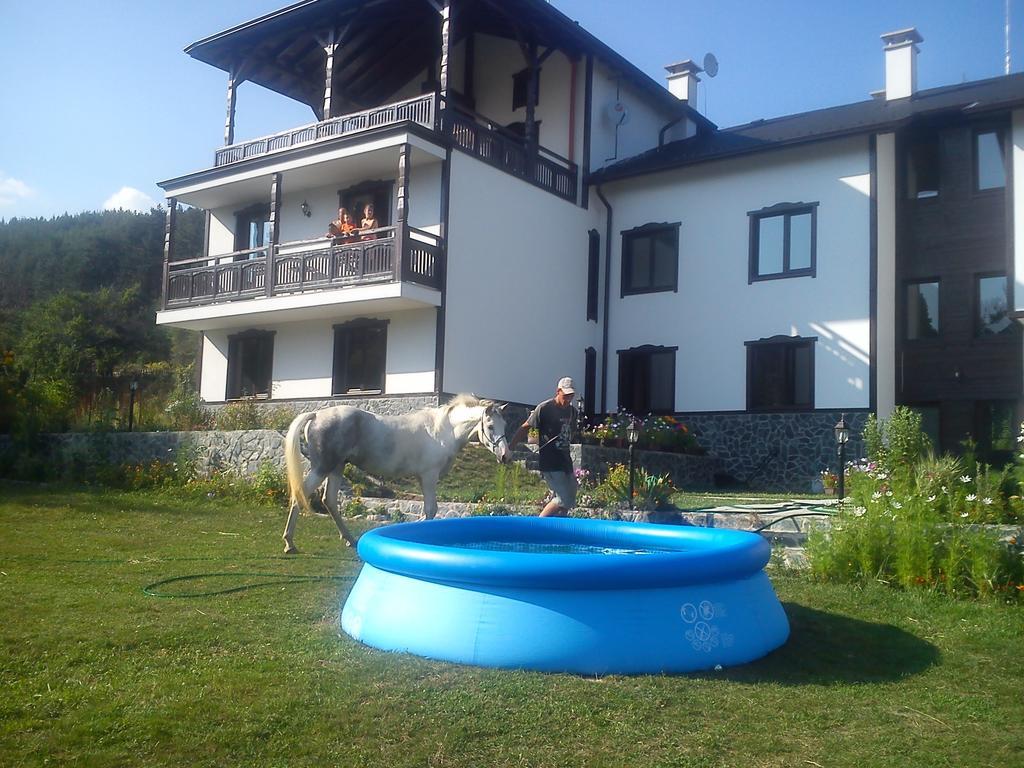Rusaliite Adventure House Bachevo  Bagian luar foto
